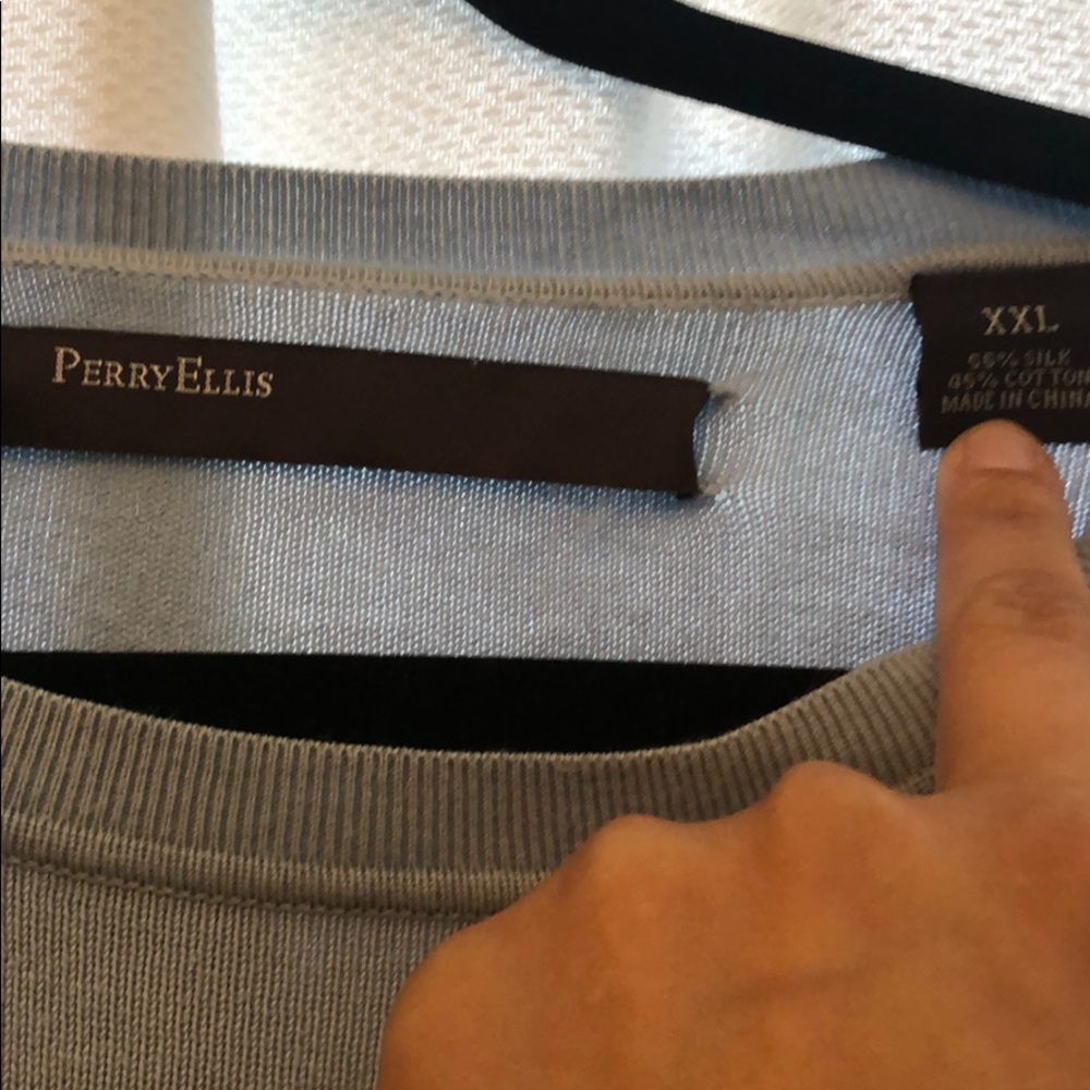 Perry Ellis sweater - Picture 4 of 4